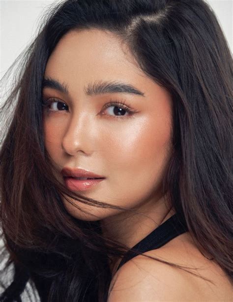 superbook andrea brillantes